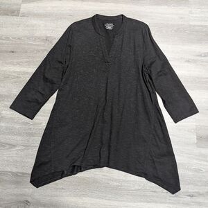 Chico's "The Ultimate Tee" Black 3/4 Sleeve Size 2 / US Size L